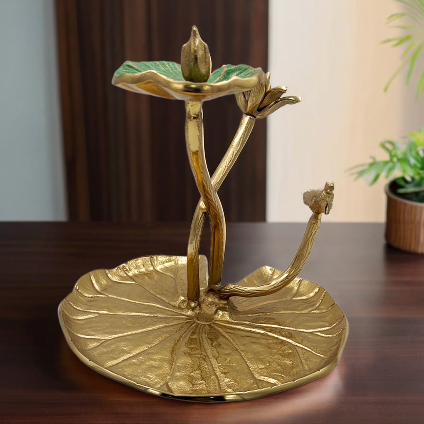 Lotus Table Decor